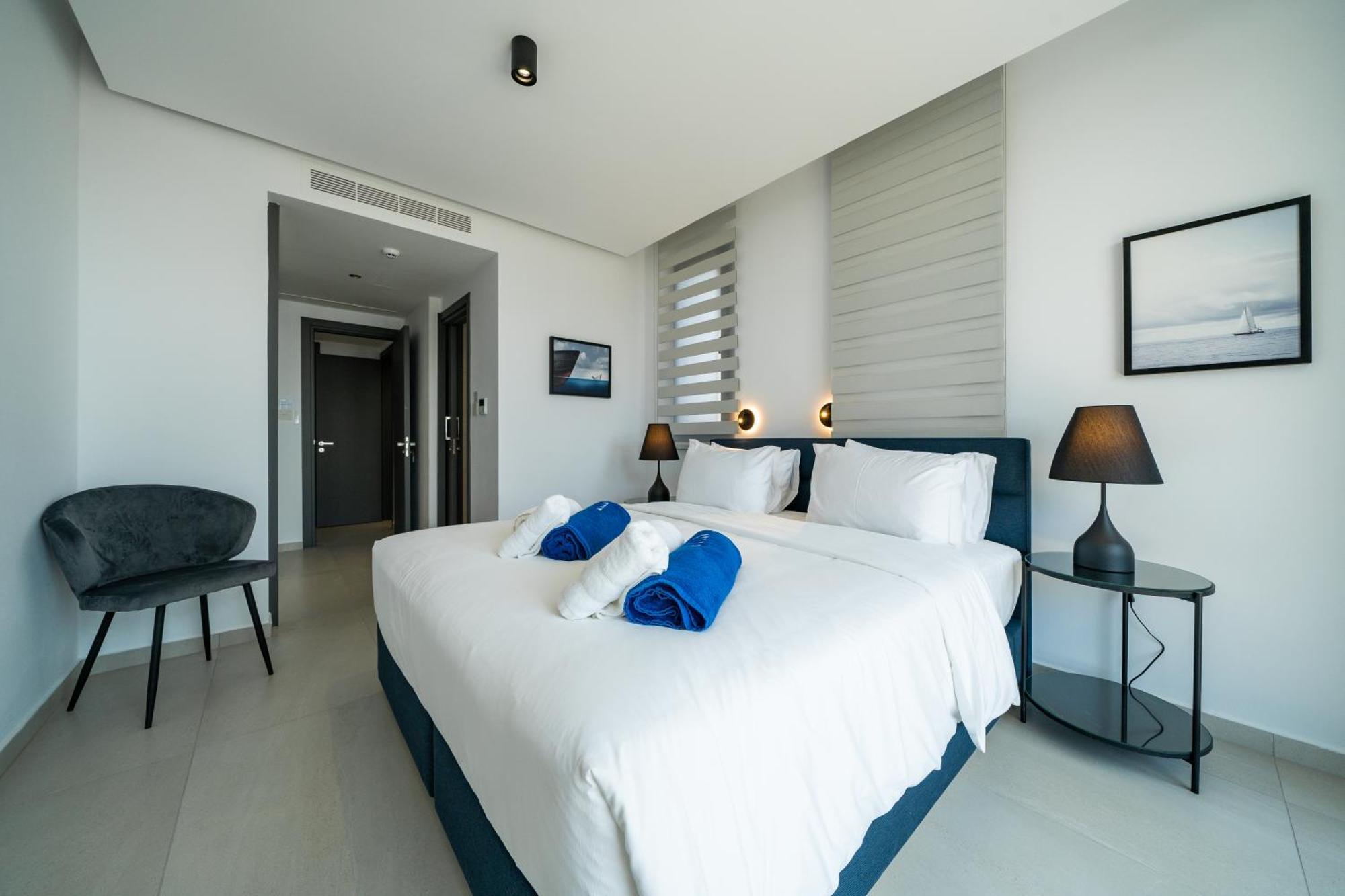 Waterside Sea View * Paphos